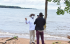 Uganda President Yoweri Museveni meeting the press on the shores of Lake Nalubaale (Lake Victoria).